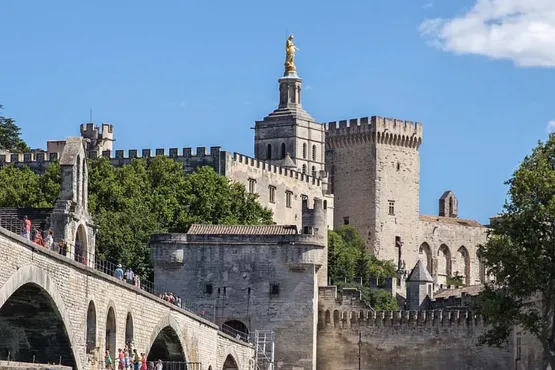 vtc avignon toutes distances de jour comme de nuit avec peugeot 5008