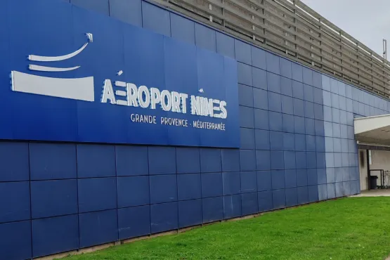 service de transport taxi vers aeroport