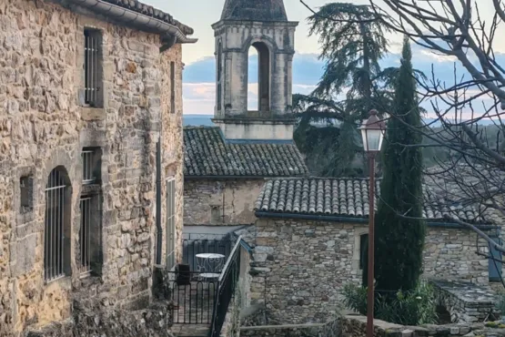 transport chauffeur taxi visite et tourisme uzes